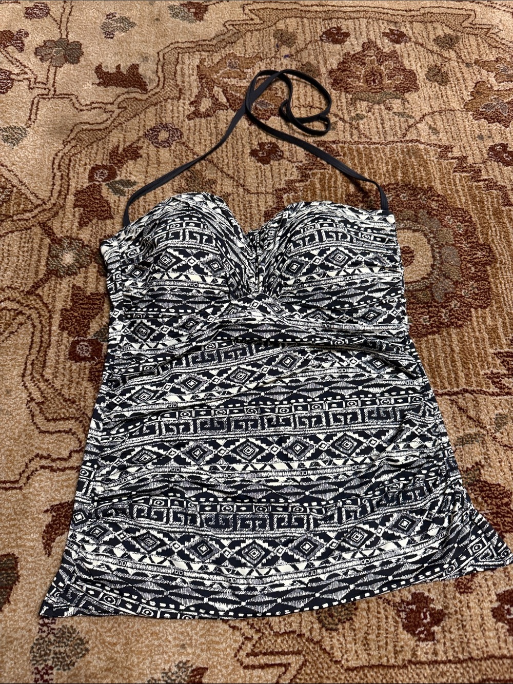 Skye black and white takini top large